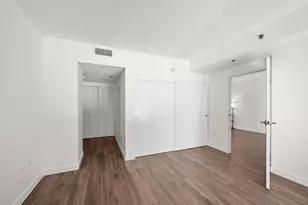 425 W Beech St, San Diego, CA 92101 - Photo 16