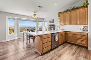 1033 Via Contenta, Escondido, CA 92029 - Photo 6
