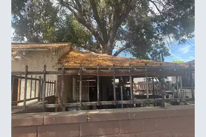  800 W 99th Street, Los Angeles, CA 90044 - Photo 26
