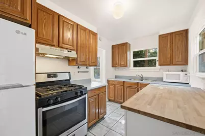  8230 Vista Dr, La Mesa, CA 91941 - Photo 6