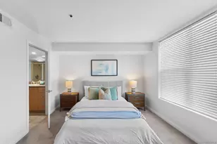 924 Hornblend St, San Diego, CA 92109 - Photo 26