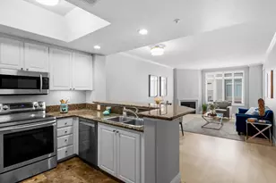 9263 Regents Rd, La Jolla, CA 92037 - Photo 2