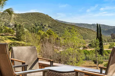  1951 Cloverdale Rd, Escondido, CA 92027 - Photo 64