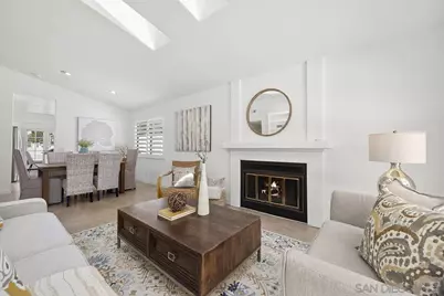  4045 Caminito Cassis, San Diego, CA 92122 - Photo 8