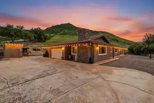 1861 Vista De La Montana, El Cajon, CA 92019 - Photo 2