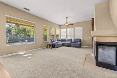  9093 Filaree Ct, Corona, CA 92883 - Photo 8