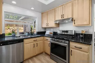 1095 Paseo Entrada, Chula Vista, CA 91910 - Photo 12