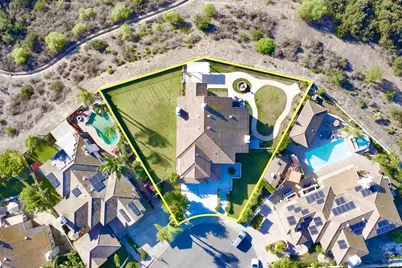  454 Acero Pl, Chula Vista, CA 91910 - Photo 2