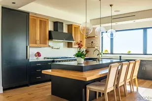 8433 Prestwick Dr, La Jolla, CA 92037 - Photo 20