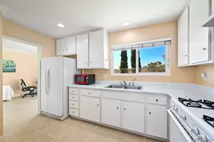 4517 Quailridge Dr, Oceanside, CA 92056 - Photo 12