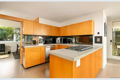  5622 Linda Rosa Ave, La Jolla, CA 92037 - Photo 18