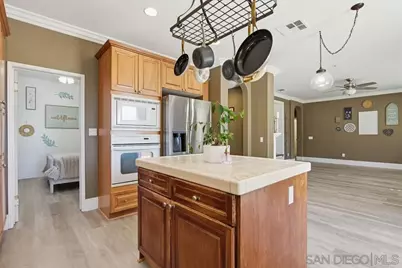  2255 Golden Oak Pl, Escondido, CA 92027 - Photo 26