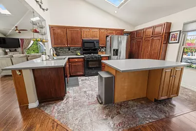  9939 Crestlane Court, Spring Valley, CA 91977 - Photo 14