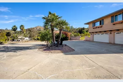  29737-39 Margale Ln, Vista, CA 92084 - Photo 20