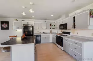 29737-39 Margale Ln, Vista, CA 92084 - Photo 42