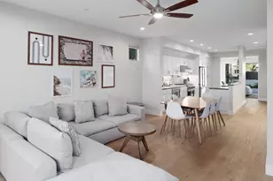 851-53 Sapphire, San Diego, CA 92109 - Photo 2