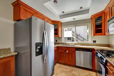  9281 Caspi Gardens Dr 7, Santee, CA 92071 - Photo 4