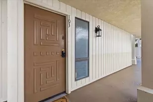 3770 Crown Point, Pacific Beach, CA 92109 - Photo 2