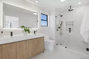 811-13 Balboa Ct, San Diego, CA 92109 - Photo 32