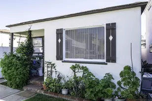 721-23 Law St, San Diego, CA 92109 - Photo 4