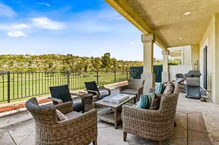 2534 Navarra, Carlsbad, CA 92009 - Photo 28