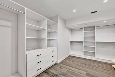  6344 La Pintura Dr, La Jolla, CA 92037 - Photo 18