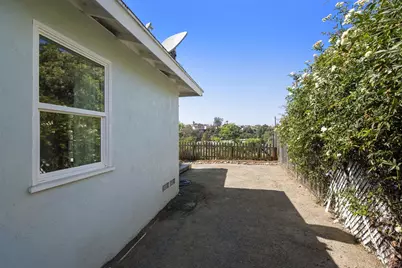  2762 Ridge View Drive, San Diego, CA 92105 - Photo 4