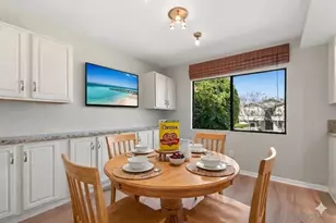 835 E Ave, Coronado, CA 92118 - Photo 14