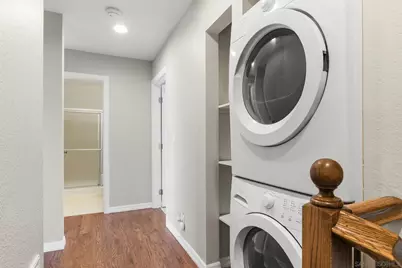  835 E Ave #B, Coronado, CA 92118 - Photo 18