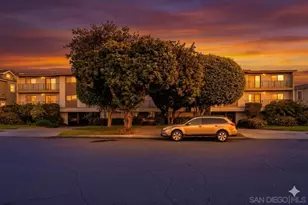 835 E Ave, Coronado, CA 92118 - Photo 36