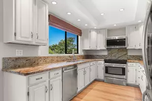835 E Ave, Coronado, CA 92118 - Photo 12