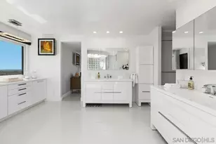 7215 El Fuerte St, Carlsbad, CA 92009 - Photo 22