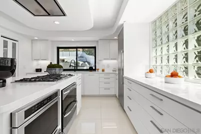  7215 El Fuerte St, Carlsbad, CA 92009 - Photo 16