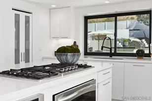 7215 El Fuerte St, Carlsbad, CA 92009 - Photo 18