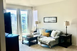 640 Camino De La Reina, San Diego, CA 92108 - Photo 8