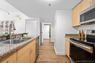 425 W Beech St, San Diego, CA 92101 - Photo 16