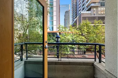  425 W Beech Street #303, San Diego, CA 92101 - Photo 16