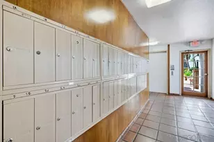 8324 Regents Rd, San Diego, CA 92122 - Photo 4