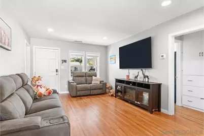  782 W W Renette Ave, El Cajon, CA 92020 - Photo 6