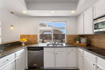  761 Rocking Horse Rd, Vista, CA 92081 - Photo 16