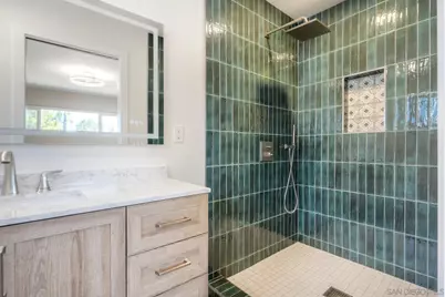  578 E. Indian Rock Rd, Vista, CA 92084 - Photo 14