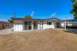 578 E Indian Rock Rd, Vista, CA 92084 - Photo 36