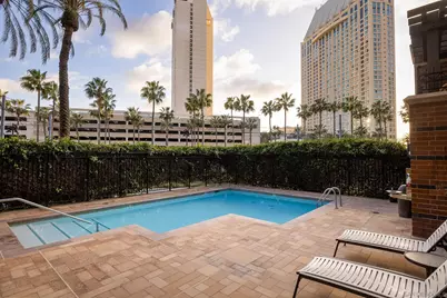  500 W Harbor #1601, San Diego, CA 92101 - Photo 32