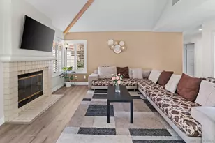 12027 Caminito Corriente, San Diego, CA 92128 - Photo 2