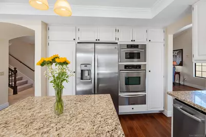  821 Inspiration Ln, Escondido, CA 92025 - Photo 10