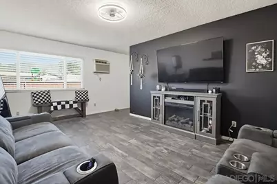 10201 Princess Sarit Way, Santee, CA 92071 - Photo 4