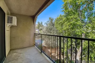 7835 Cowles Mountain Ct, San Diego, CA 92119 - Photo 16