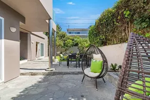 7911 El Paseo Grande, La Jolla, CA 92037 - Photo 12