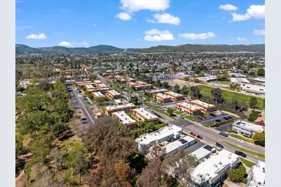  9401 Carlton Oaks Drive #E, Santee, CA 92071 - Photo 30