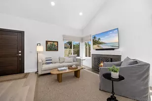 7053 Snapdragon Dr, Carlsbad, CA 92011 - Photo 4